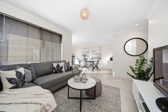 5 Micrantha Way, WA 6031