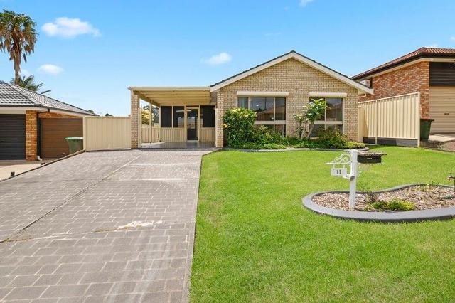 15 Holman Place, NSW 2560