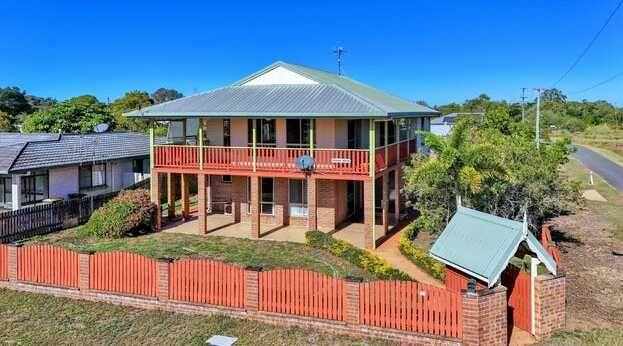 1 & 2/44 Harbour Esplanade, QLD 4670