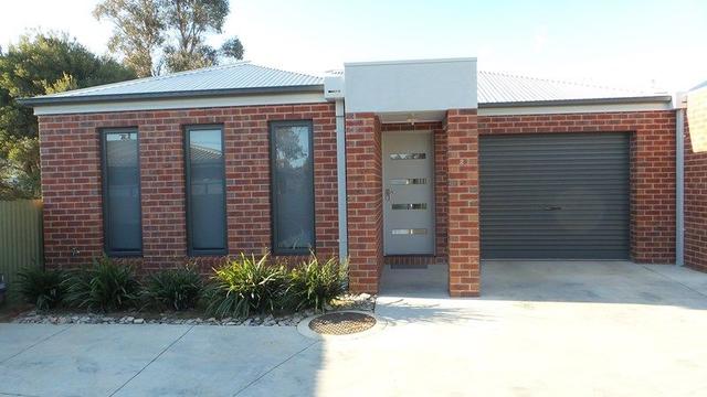 2/7 Yeats Street, VIC 3450