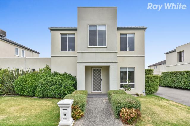 120 Sovereign Manors Cres, VIC 3178