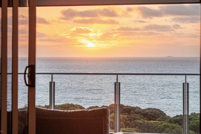 11/9 O'Connor Close, WA 6163