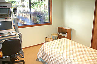 Bed 2 (2003-05-21)