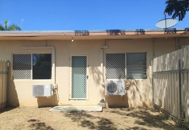 2/37 Boyd Parade, QLD 4825