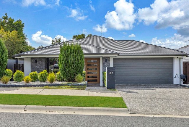 37 Teal Circuit, QLD 4124