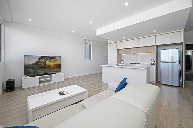 410/81A Lord Sheffield Circuit, NSW 2750