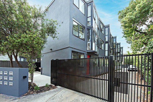 16/25 Foam Street, VIC 3184