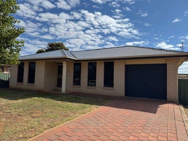 49 Meadowbank Drive, NSW 2830