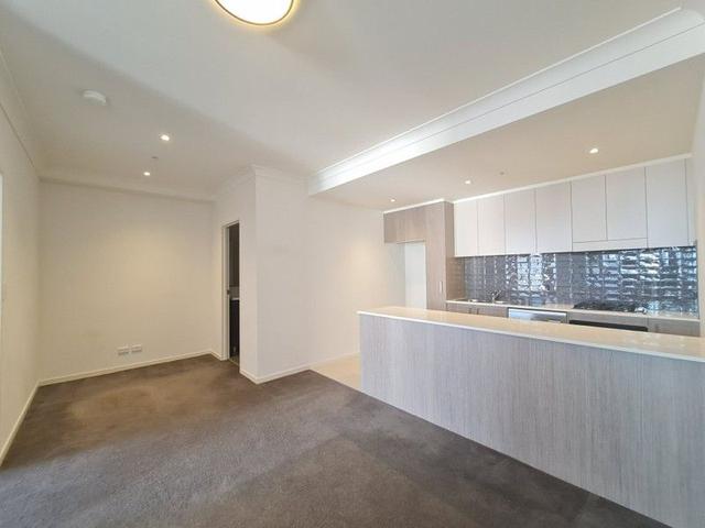 1105/420 Macquarie Street, NSW 2170