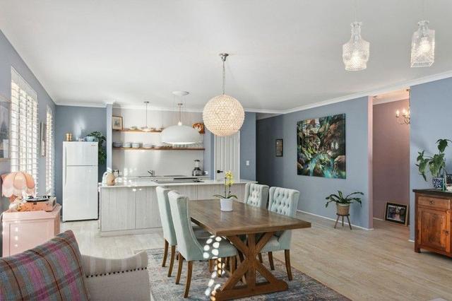 5 Hvar Street, WA 6065