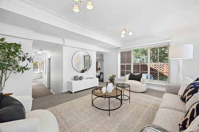 2/18 Rangers  Road, NSW 2090