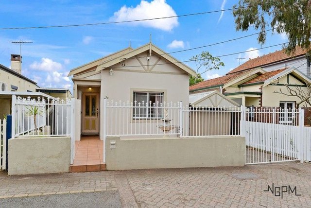 33 River Street, NSW 2206