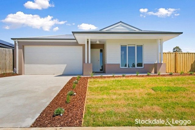 10 Manley Circuit, VIC 3844
