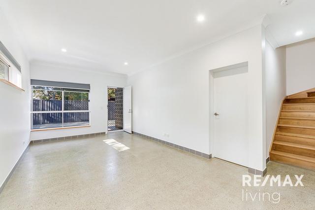 2/69 Lower King Street, QLD 4510