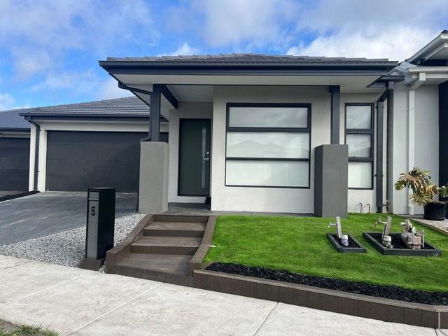 5 Leadbeater Drive, VIC 3750