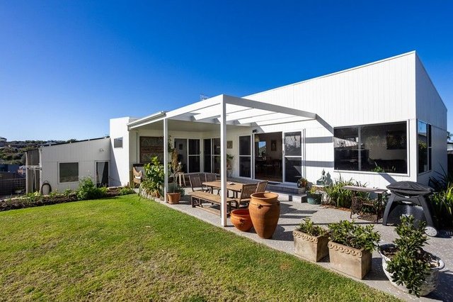 14 Shearwater Court, NSW 2548