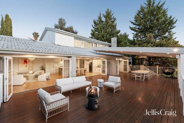 21 Clontarf Crescent, VIC 3106