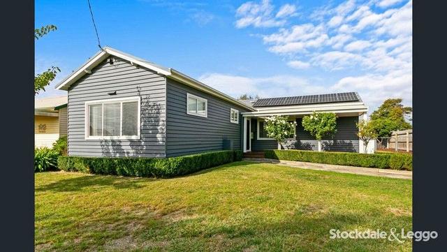 10 Doyne Crescent, VIC 3844