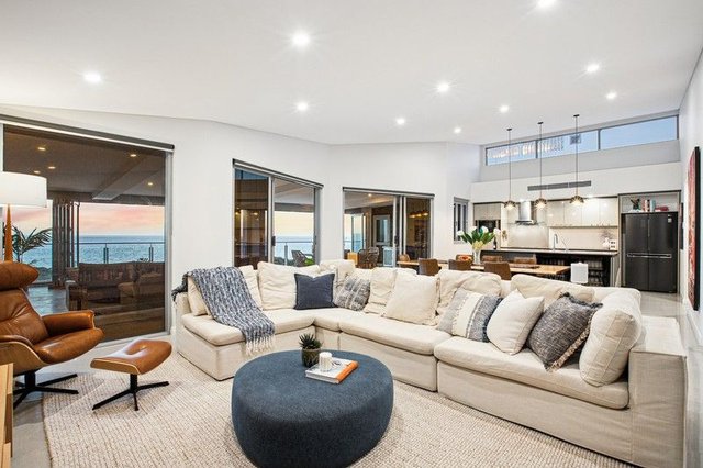 11/9 O'Connor Close, WA 6163