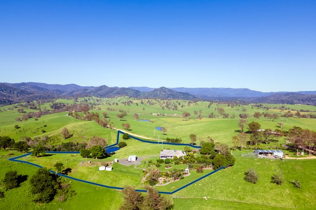 23 County Boundary Road, NSW 2550