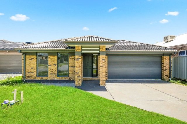 10 Tankard Drive, VIC 3977