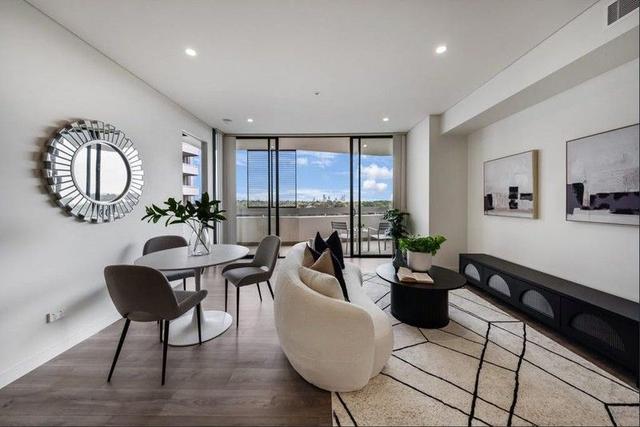 711/2 Kingfisher Street, NSW 2141