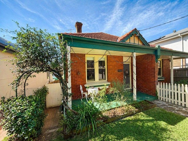 44 Percival St, NSW 2207