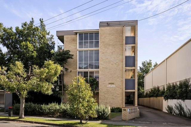 8/95 Oxlade Drive, QLD 4005
