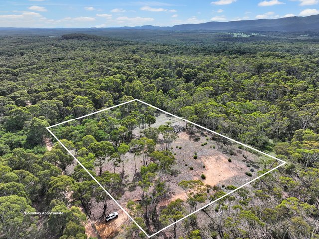 12 Half Moon Road, NSW 2622