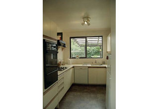 Kitchen (2001-04-24)