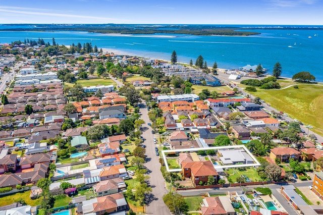 13 Meriel Street, NSW 2219