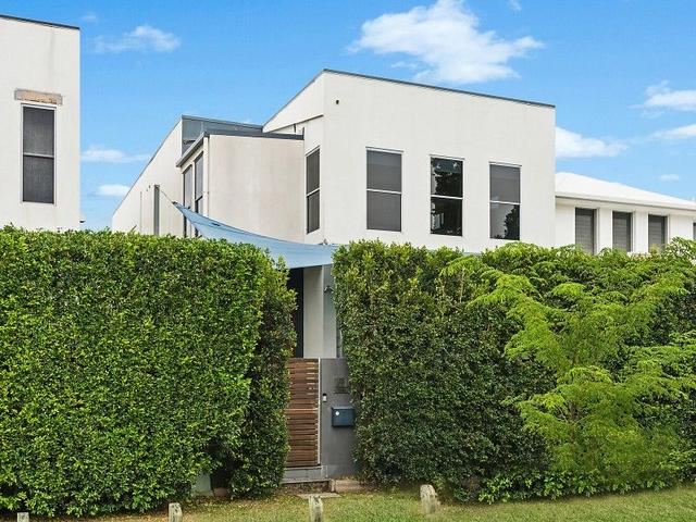 8 Riverbend Place, QLD 4171