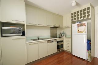Kitchen (2007-10-09)