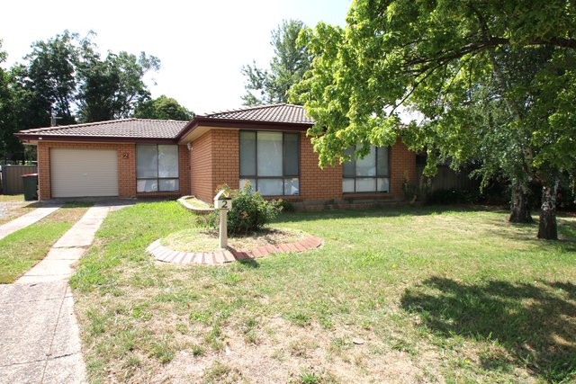 2 Calang Street, NSW 2800