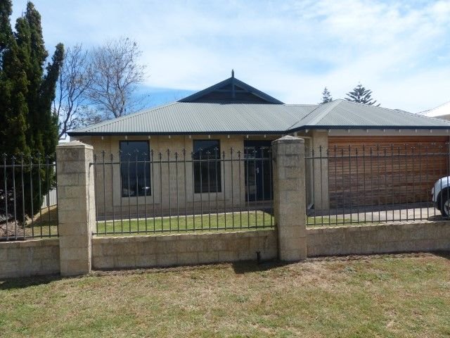 32 Holywell Street, WA 6230