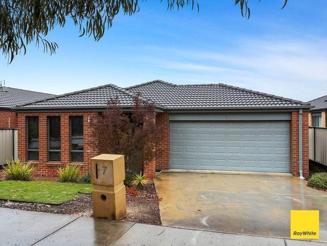 7 Eaglewood Way, VIC 3556