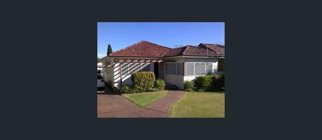 6 Broxbourne St, NSW 2145