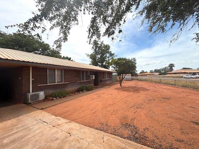 2 Kangaroo Crescent, WA 6722