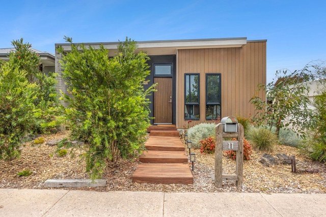 11 Bronzewing Street, VIC 3226