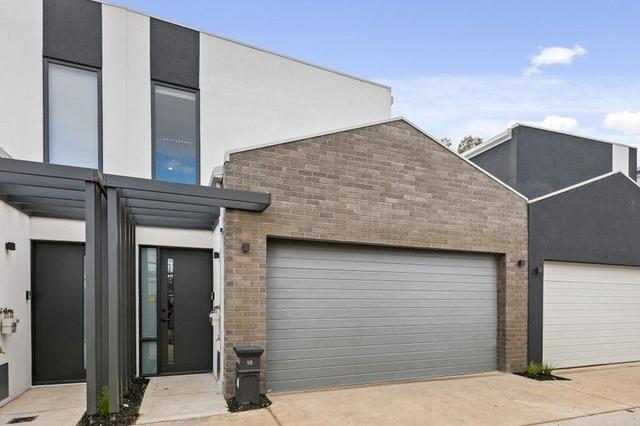 15 McGahan Cres, VIC 3037