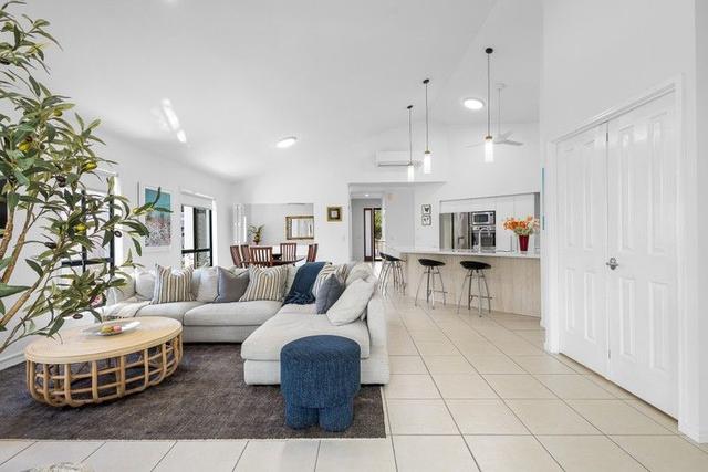 8 Sanibel Court, QLD 4575