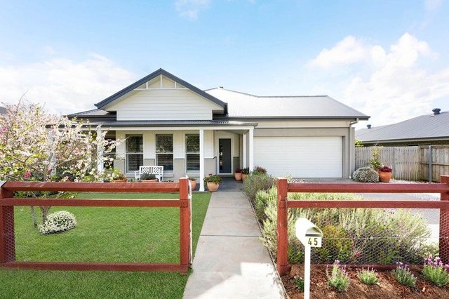 45 Challoner Rise, NSW 2575