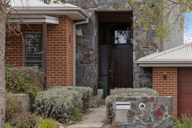 6 McGowan Crescent, NSW 2620