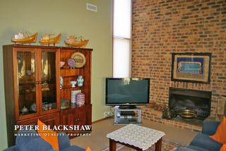 Formal Living (2012-08-09)