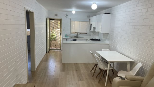 1/34 Davies, WA 6010