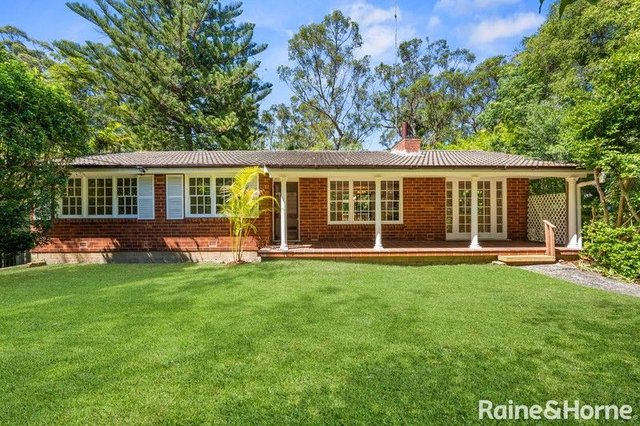 15 The Appian Way, NSW 2107