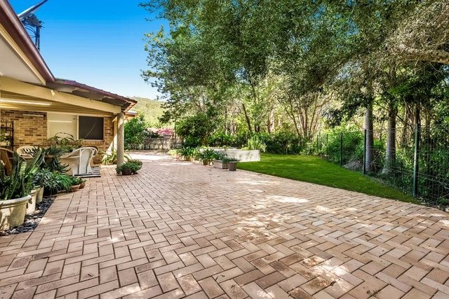 33 Parkside Crescent, QLD 4061