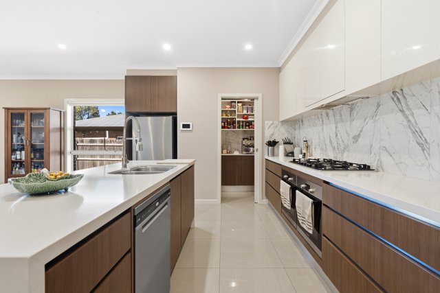 77 Albatross Crescent, ACT 2914