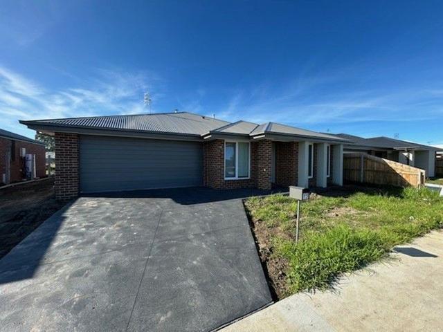 12 Nielsen Way, VIC 3875