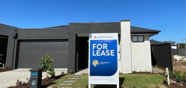 11 Starthistle Approach, VIC 3335